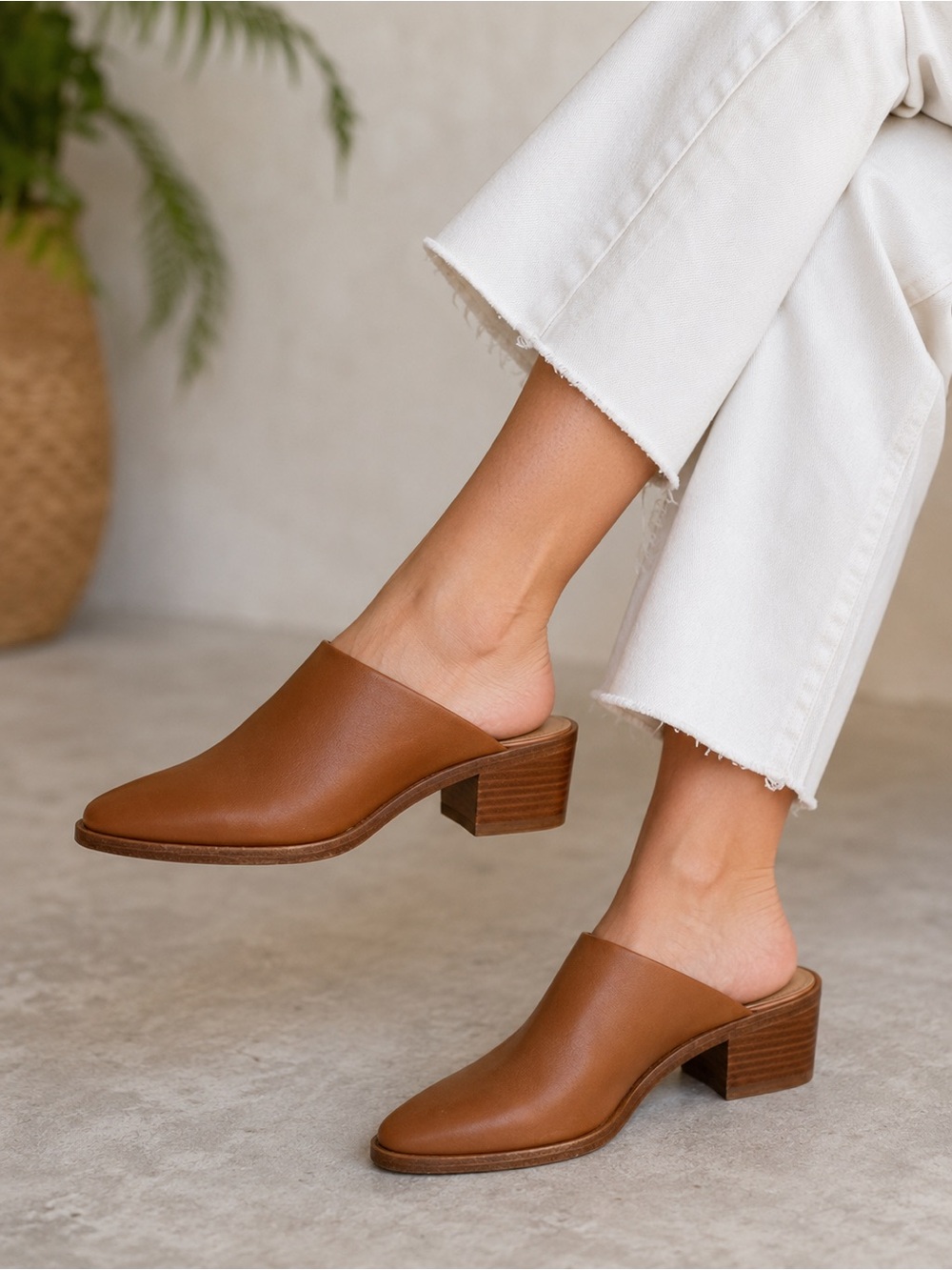 Soludos Anthropologie Venetian Leather Mules Cognac Brown Block Heel 9.5